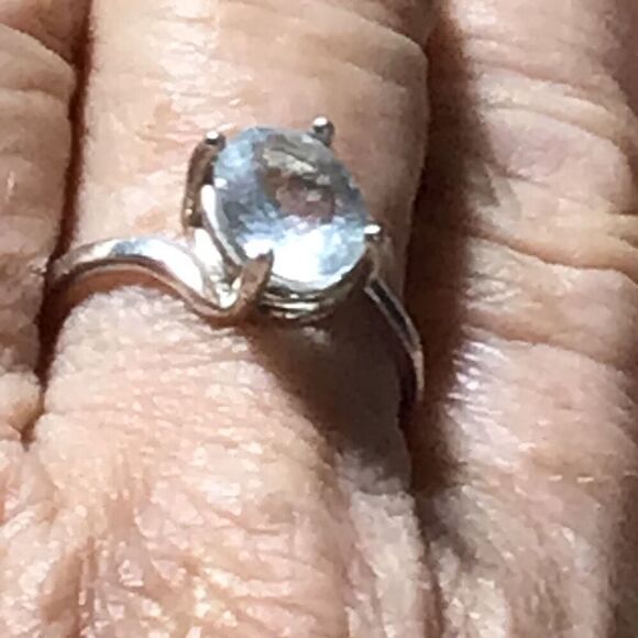 Ring, Sterling Silver and Blue Topaz Ring, size 8, NEW - Picture 7 of 8